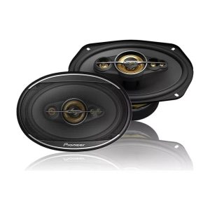 نمای جلویی باند خودرو پایونیر TS-A6998S با طراحی پیشرفته و جذاب