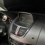 نمای کلی قطعات دکوراتیو پژو 207 با طرح کربن