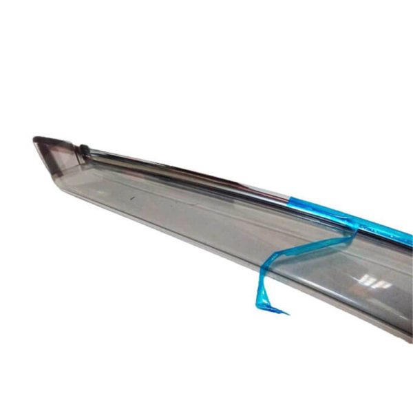 بادگیر شیشه خودرو چانگان CS35 ساخته شده از مواد مقاوم و با دوام