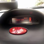 عملکرد سنسور دنده عقب فابریک پژو 206 هنگام تشخیص مانع