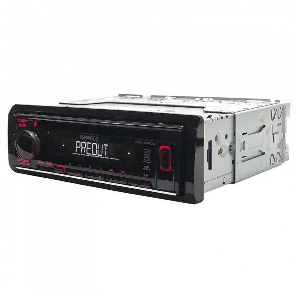 پخش خودرو Kenwood KDC-1040U نصب شده در داشبورد خودرو
